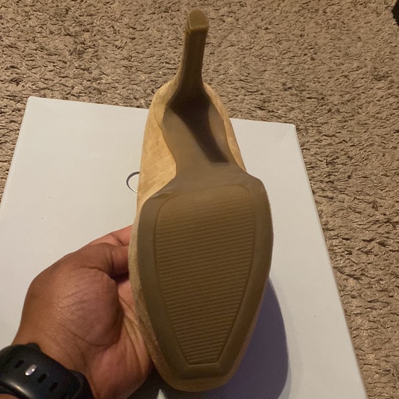 Jessica Simpson Devin Nude Size 7 - Picture 3 of 4